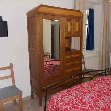 Zia Lina Bed and breakfast Dongo