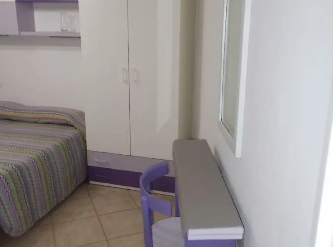 Zia Lina Hotell Dongo