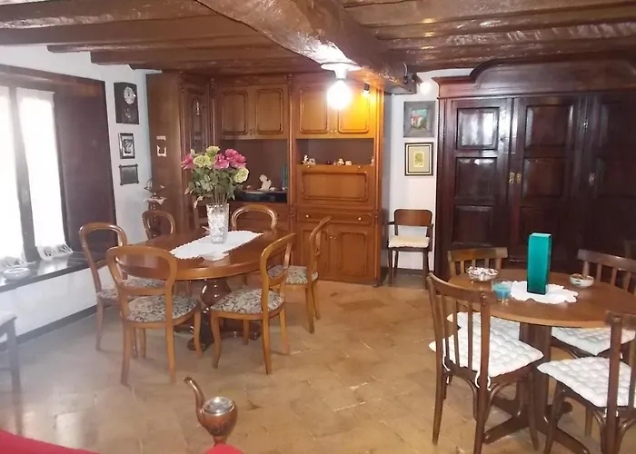 Zia Lina Hotell Dongo