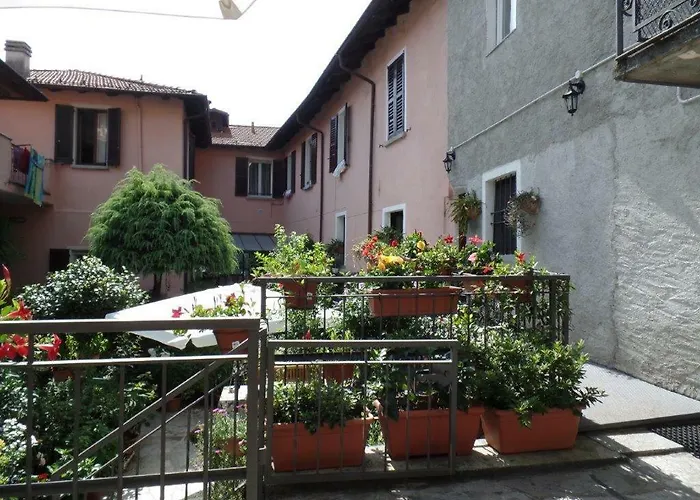 Zia Lina Hotel Dongo